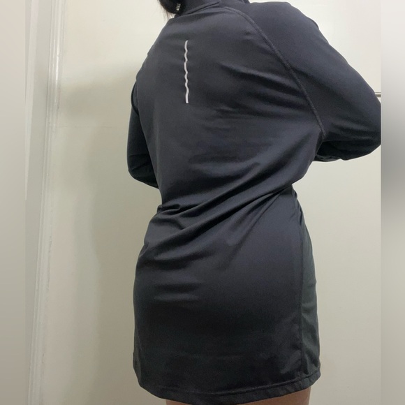 Nike Sweater - Picture 2 of 3